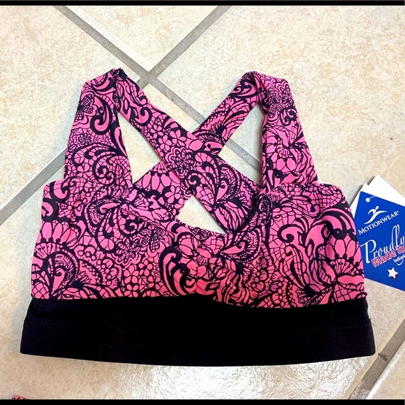 Adult Small Pink & Black Sports Bra & Spandex Bike Shorts Activewear Set NWT - Picture 3 of 5
